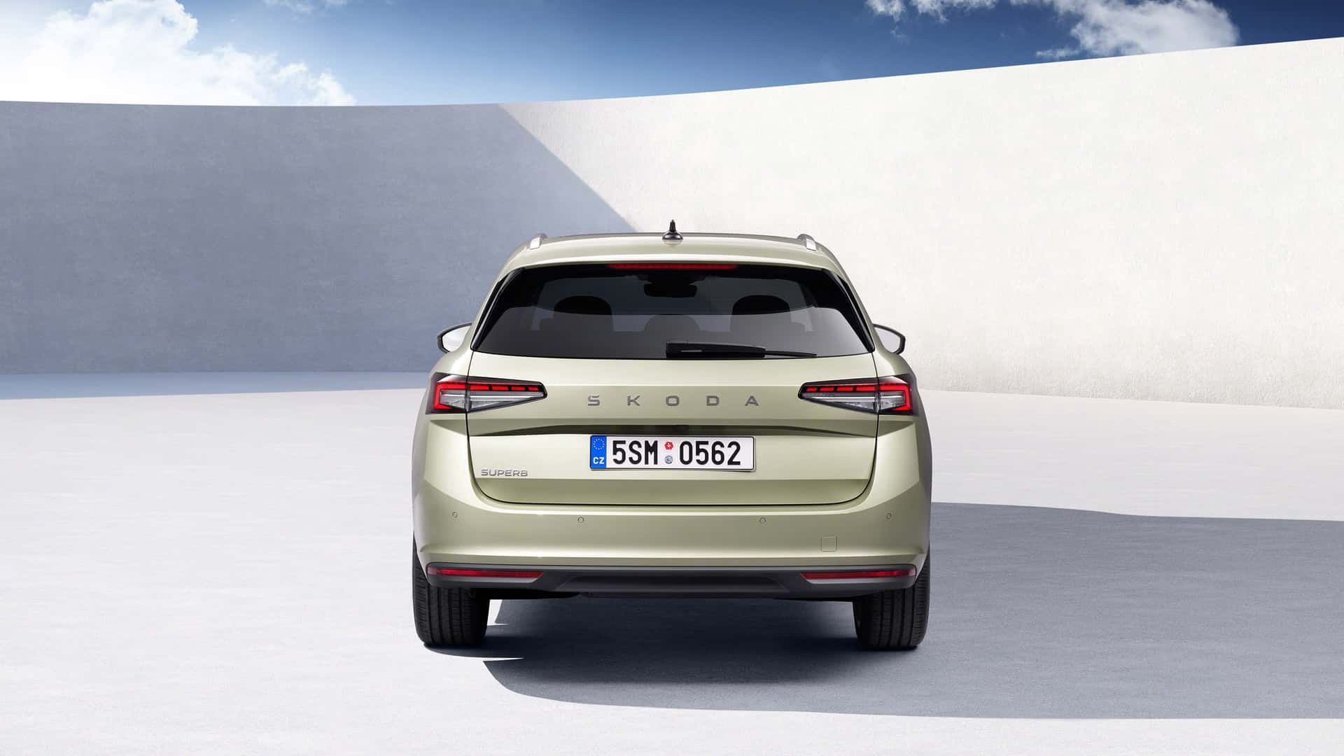 Nowa Škoda Superb
