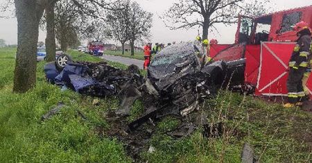 Lekkomyślny manewr? Policja pokazała zdjęcia spod Rypina