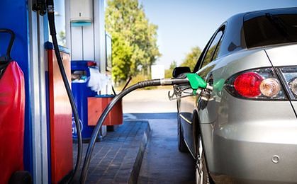 Poza autogazem ceny paliw na stacjach spadają