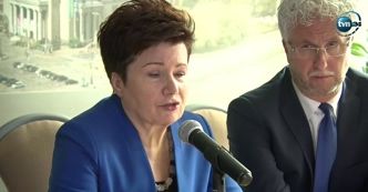 Gronkiewicz Waltz o tablicy poświęconej Kaczyńskiemu: "Nie jest legalna! Będzie kontrola"