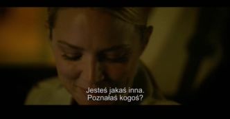 Facet na miarę (2016)