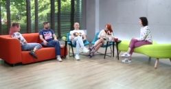 Minął już rok od kiedy Emil stał się Nositorbą. "Liczymy, że Doda w Cannes wciśnie mu pięć torebek!"