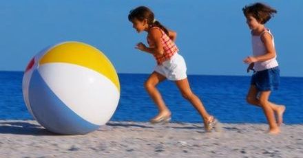 Naukowcy radzą, jak higienicznie plażować