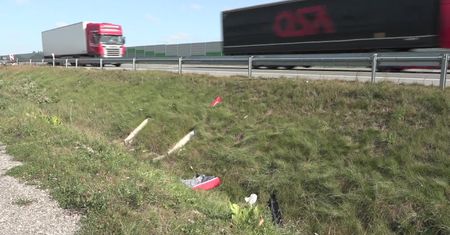 Po śmiertelnym wypadku trzyosobowej rodziny na A1 policja wreszcie potwierdza, że bada wątek kierowcy BMW