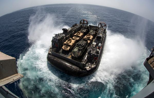 Poduszkowce amerykańskiej armii - jedne z najciekawszych okrętów desantowych