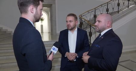 “Nie tworzy rządu, kupuje czas” – opozycja “wysiłkach” Morawieckiego na rzecz poparcia dla nowego gabinetu