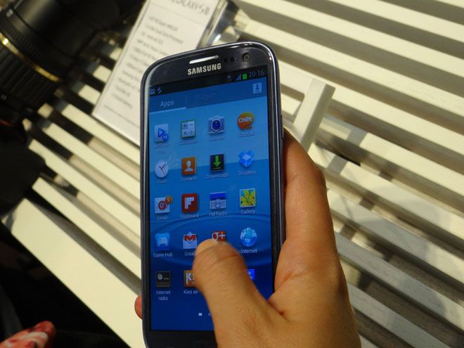 Samsung w pośpiechu szykuje Galaxy S IV? Boi się iPhone'a 6