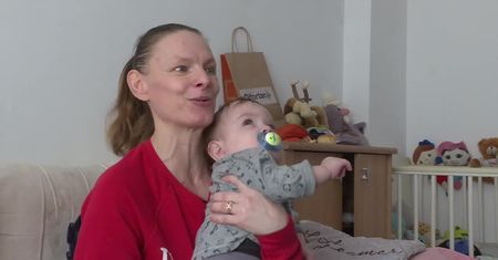 Roczny Antoś nie widział od urodzenia. Staraniem lekarzy ze Szpitala Kolejowego w Katowicach odzyskał wzrok dzięki przeszczepowi rogówek
