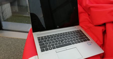 HP EliteBook 840 G5. Czyli jak sprawdza się ekran dotykowy w pracy?
