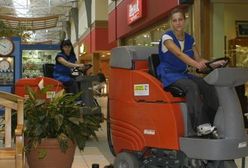 Już nie "sprzątaczka" tylko "pracownik usług czystościowych"