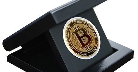 Coininvest wypuszcza na rynek pierwszą złotą monetę Bitcoin