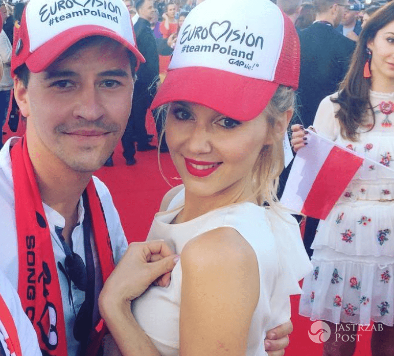 Kasia Moś na czerwonym dywanie Eurowizji 2017 z fanami