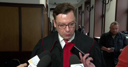 Wyszedł na przepustkę, zabił narzeczoną i dziecko. Artur K. stanął przed sądem