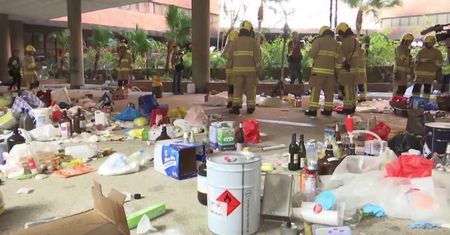 Policja rozpoczęła usuwanie niebezpiecznych materiałów z politechniki w Hongkongu