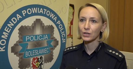 Dwóch mężczyzn chciało ukraść bankomat przy pomocy ciągnika. Obaj zostali zatrzymani przez policję