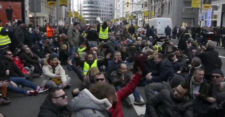 Taksówkarze ponownie wyszli na ulice Madrytu. Protestują przeciwko aplikacjom do zamawiania przejazdów