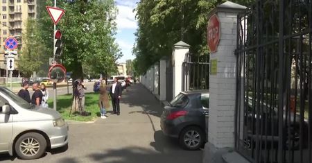 „Zatrucie nieznaną substancją chemiczną.” Ostra reakcja alergiczna lidera rosyjskiej opozycji, ze szpitala wrócił do aresztu