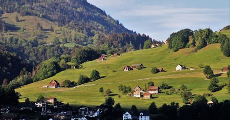 Środa z przelotnym deszczem na wschodzie. Na Dolnym Śląsku temperatura sięgnie 30 stopni