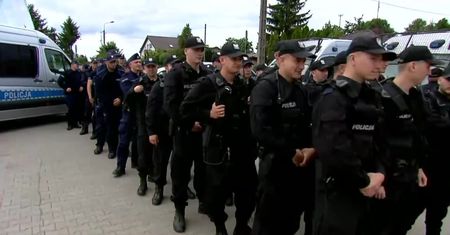 Setki policjantów szukają 5-letniego Dawida zaginionego w okolicach Grodziska Mazowieckiego