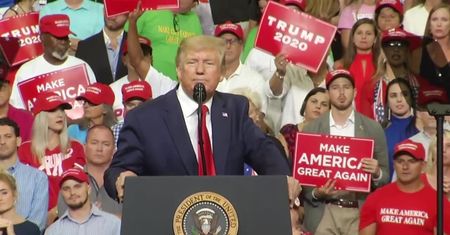 “Znajdziemy lekarstwo na raka, wykorzenimy AIDS”. D. Trump składa pierwsze obietnice na poczet drugiej kadencji