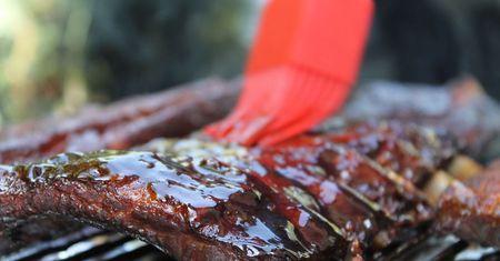 Jak zrobić pyszny sos barbecue?