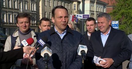 R. Sikorski: Ja temu europejskiemu entuzjazmowi PiS-u nie wierzę