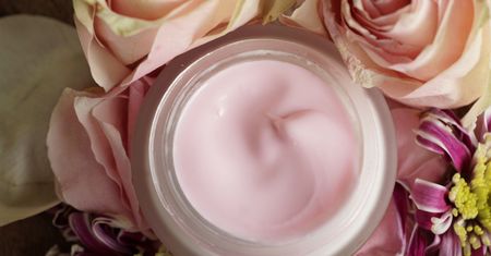 Najczęstsze błędy Polek w pielęgnacji. Skin coach obala mity