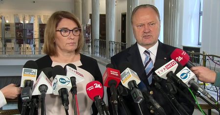 Wiceszef komisji finansów zaprezentował raport dot. wyłudzeń VAT