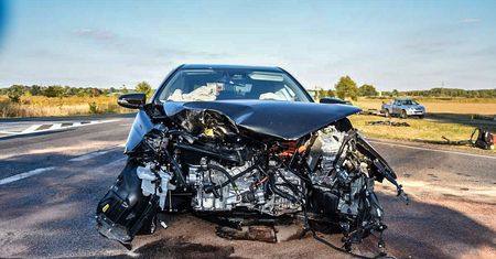 ROZBIŁ SKRADZIONĄ W NIEMCZECH TOYOTĘ WARTĄ 30 TYS. EURO. ZOSTAŁ ARESZTOWANY