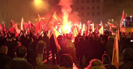 Uczestnik marszu narodowców we Wrocławiu oskarżony o propagowanie faszyzmu