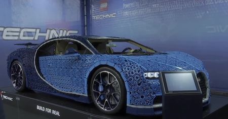 Bugatti z klocków Lego po raz pierwszy wystawione na widok publiczny. Pojazd można było zobaczyć w Londynie