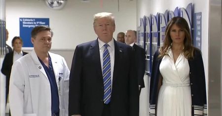D. Trump odwiedził w szpitalu ofiary strzelaniny w Parkland