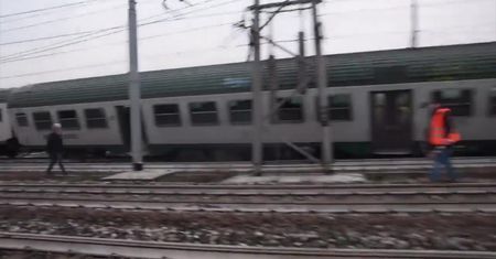 Wykolejenie pociągu pod Mediolanem. Dwie ofiary śmiertelne, ponad 100 rannych