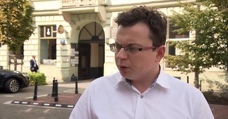 Do sądu za spoliczkowanie