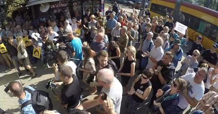 “Komitet Rozbiórki Sądownictwa”. Manifestacja poparcia dla przesłuchiwanych sędziów