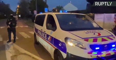 Atak dżihadysty pod Paryżem. Odciął głowę nauczycielowi