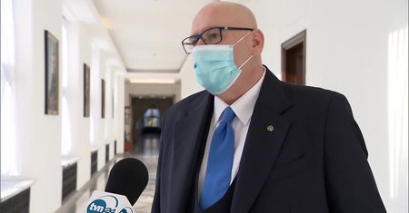 Opozycja domaga się nadzwyczajnego posiedzenia Sejmu ws. pomocy dla przedsiębiorców