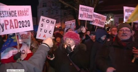 Zarzuty dla protestujących podczas uroczystości z udziałem prezydenta A. Dudy w Pucku