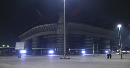 Koronawirus sterroryzował Serie A. Przełożono cztery niedzielne mecze