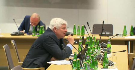 A. Macierewicz zarzucił M. Laskowi sfałszowanie raportu nt. katastrofy smoleńskiej, posłowie KO wyszli z sali