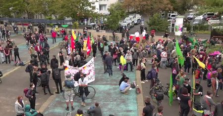 Pacyfiści protestowali przed fabryką broni w Niemczech.