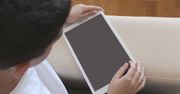 Rodzice nie są świadomi cyberzagrożeń czyhających na dzieci. Odcinanie dzieci od internetu ich nie ochroni
