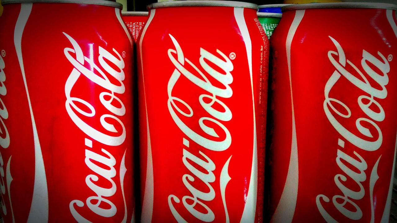 Coca-Cola właśnie otworzyła kolejną inwestycję w Radzyminie wartą 24 mln zł. Firma zainwestuje w Polsce ponad 130 mln zł w ciągu kolejnych 2 lat