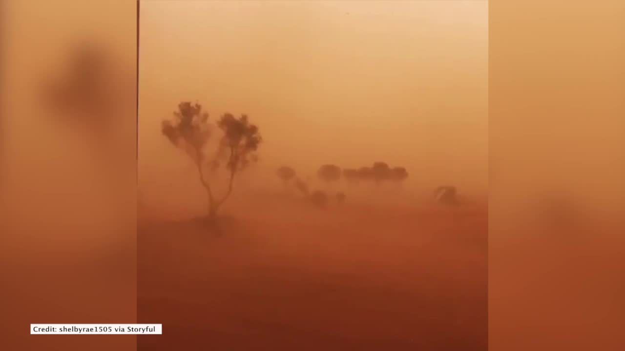 Burze piaskowe w Australii. Osobom chorym zaleca się nie wychodzić z domu