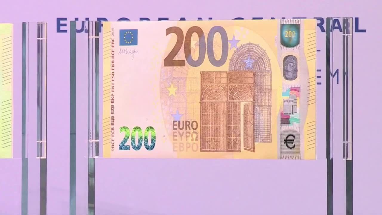 Nowe banknoty 100 i 200 euro. Wejdą do obiegu w przyszłym roku, stare zostaną wycofane