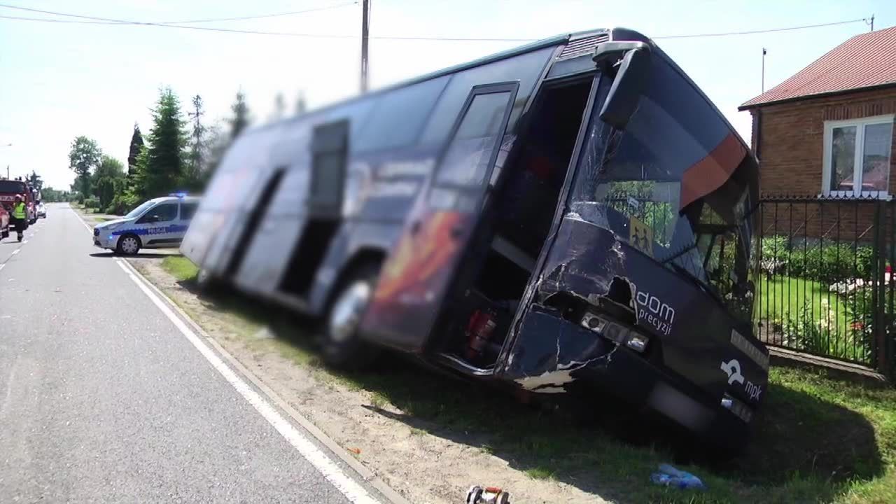 Wypadek autokaru wiozącego dzieci