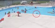 Chłopiec topi się na basenie pełnym ludzi. Nikt tego nie widzi, poza ratownikiem