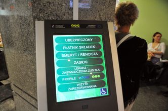 Tarcza antykryzysowa a renty i zasiłki. ZUS: świadczenia będą wypłacane wstecznie