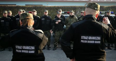 Straż Graniczna zapowiada strajk włoski. Szykują się kolejki na przejściach
