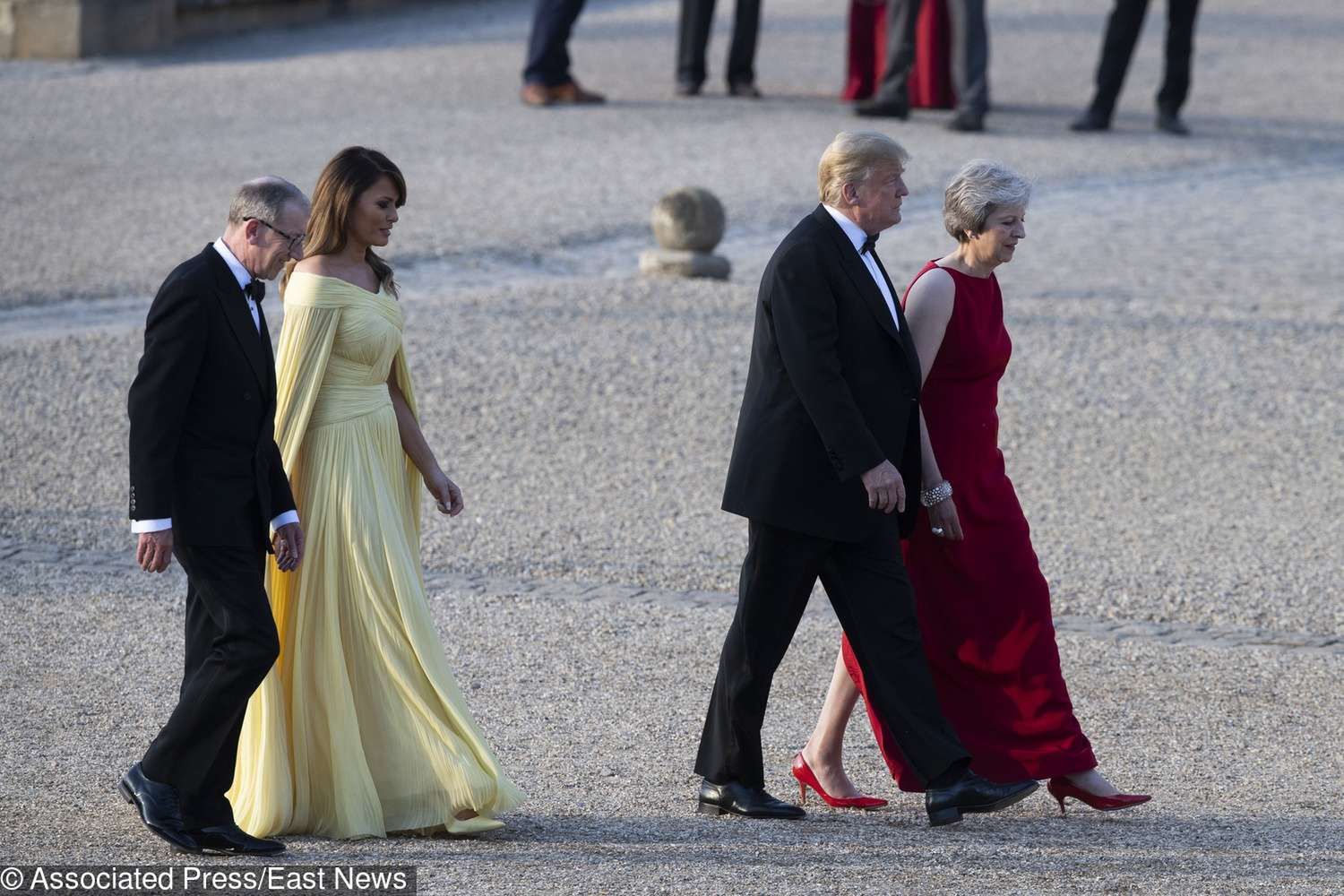 Melania Trump w żółtej sukience